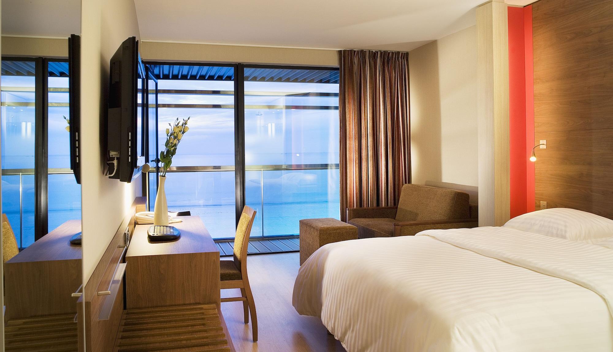 Hotel Oceania Malo