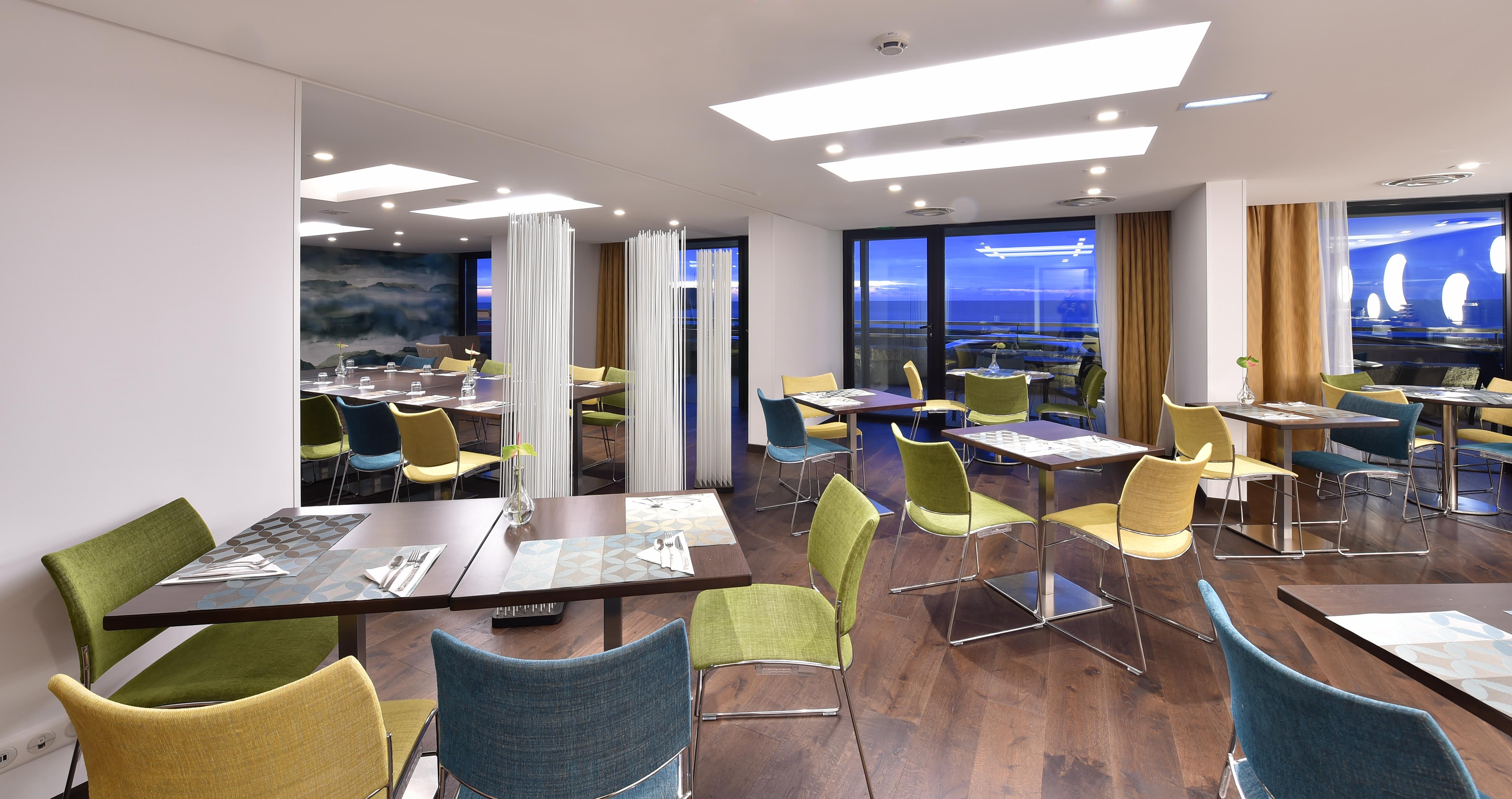 Hotel Oceania Malo 4*